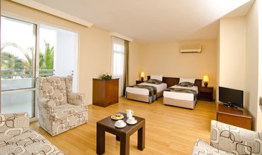 기타 4 City's Hill Hotel