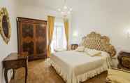 Others 2 Holiday Home 'suite Sarandrea' in Rome Vatican Saint Peter Area