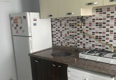 Lain-lain 6 Zoviya Hill White Apart