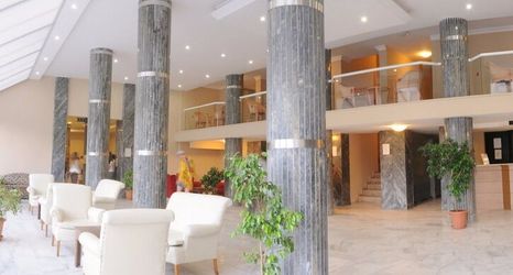 Others 2 Sonnen Hotel