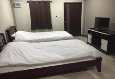 Others 5 MT Place Apartment