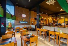 기타 6 Laghetto Vivace