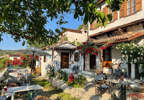 อื่นๆ Nikbin Konak