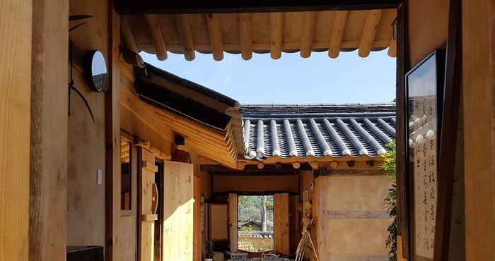 Khác Jukheon Traditional House