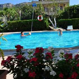 Primary image 1 トゥンジェル ガーデン ホテル, ケメル ホテル