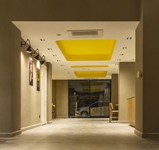 其他 4 Sun Suit Hotel