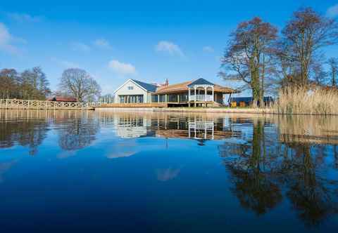 Others The Boathouse