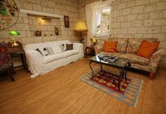 Others 3 By Zeyno Butik Otel
