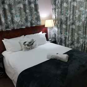 Primary image 1 1 on Ross, Kou-Kamma Hotels