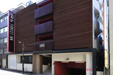 Lainnya R's FOREST INN