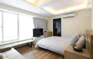 อื่นๆ 3 Linsen Loft