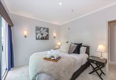 Others 5 1BR Sub-Penthouse - Panoramic Views