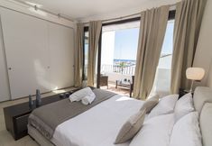 Others 4 Paradise at Puerto Banus