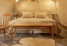 Others 4 Serinn House