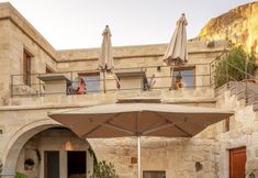 Others 2 Serinn House