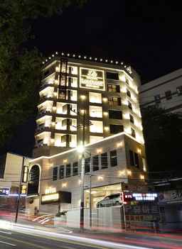 Hotel Londoner, SGD 45.16