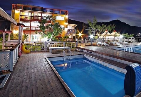 Others Favian Guest House