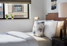 Others 7 Redford Hotel