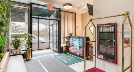 기타 2 Quality Inn near Sunset Park