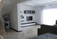 Others 3 Bamont Villas