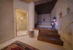 Lain-lain 5 Salkim Cave House