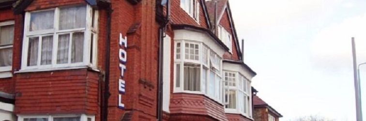 Others Chiswick Court