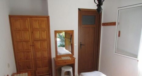 Others 2 Lindos Pansiyon