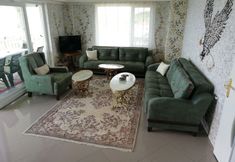 其他 7 Perice Konak