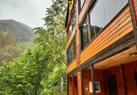 Others Mavera Aparts