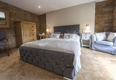 其他 4 Old White Hart