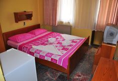 Others 6 Dikili Pansiyon