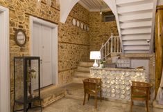 Others 2 Delight Deluxe Hotel