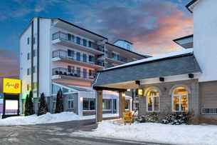 Super 8 by Wyndham Niagara Falls by the Falls, Rp 2.742.456