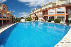 Lain-lain Lodge Residence by Vila Palmeira