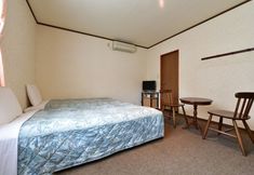 Others 7 The Pageant