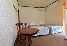 Others 5 The Pageant