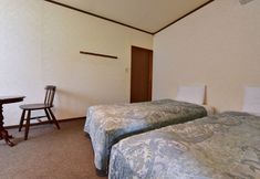 Others 6 The Pageant