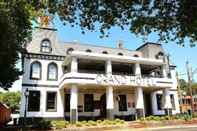 อื่นๆ Healesville Grand Hotel