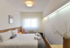 อื่นๆ 6 Feel Porto Panoramic Townhouse