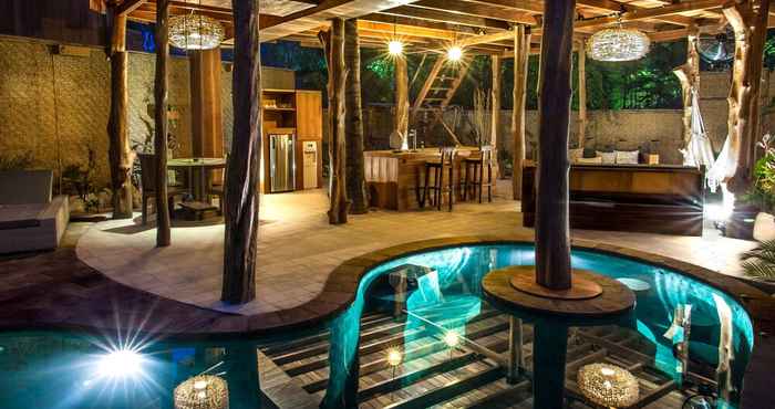 Lainnya Gili Treehouses