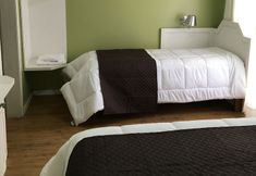 기타 7 Hotel Galo Vermelho