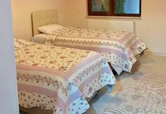 Khác 3 Karim Apartments