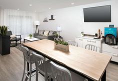 Others 2 WoodSpring Suites Seattle Redmond