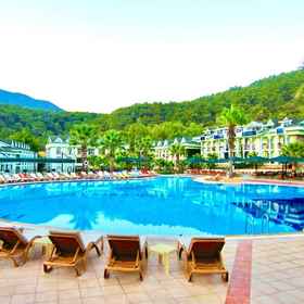 Primary image 1 Green Forest Holiday Village, โรงแรม & ที่พัก Mugla