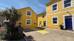 Watermead House, USD 142.79