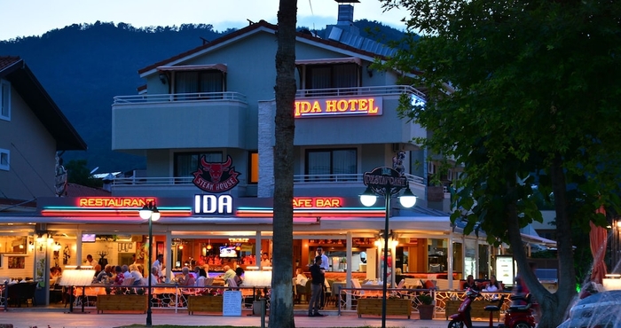 อื่นๆ Ida Hotel