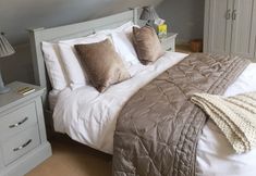 Others 2 The White House