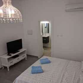 Primary image1Eilat Red Sea Luxury Apartments，WEEKEND HOTEL飯店