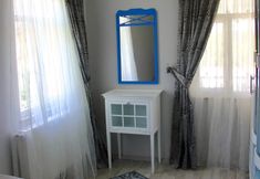 Others 3 Gungor Garden