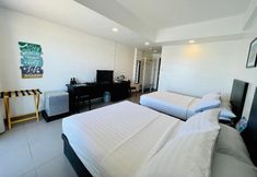 Others 4 Playa Azul Baler